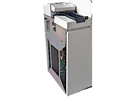 593906-006 Datacard série 9000 Card Output Stacker, avec UltraForm   